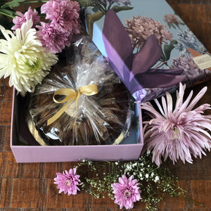 The Medium Cake Box