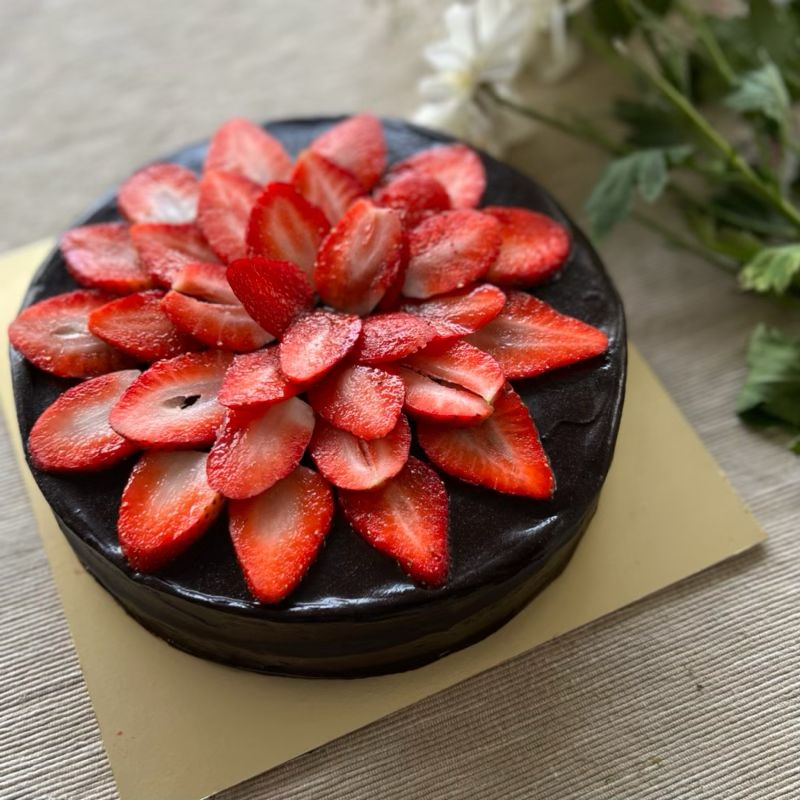 Dark Chocolate Strawberry Cake with Icing
